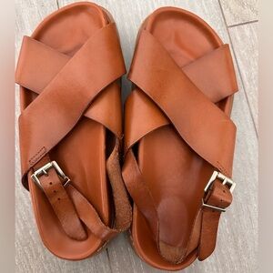 Alohas Marshmallow Sandals in Tan 40 9